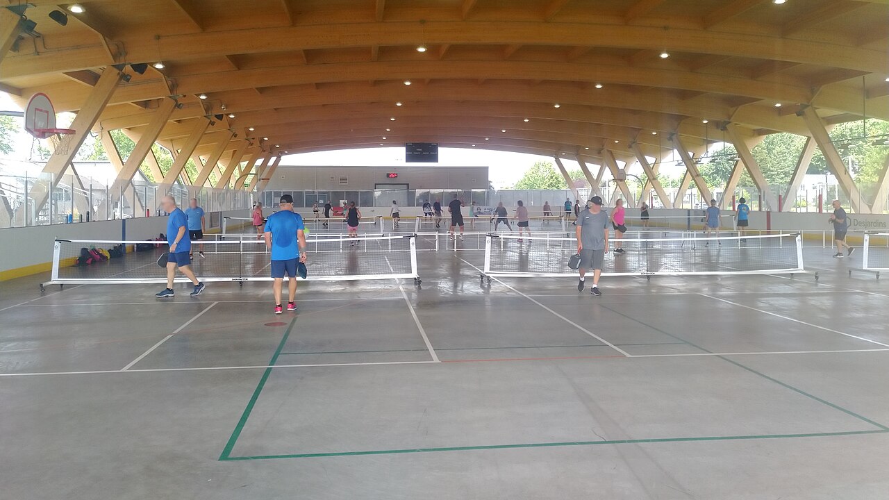 Pickleball courts at Parc du Pré-Vert.